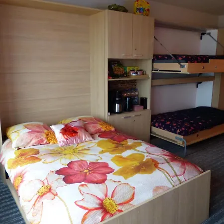 Zeezicht Alisa דירה