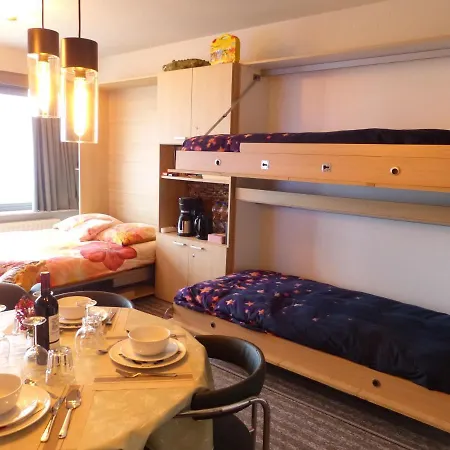 Zeezicht Alisa Appartement